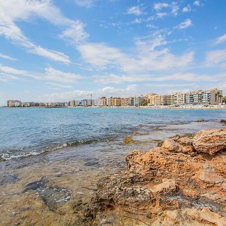 Reel Apartments- Walk To The Beach And Centre Torrevieja Exterior photo